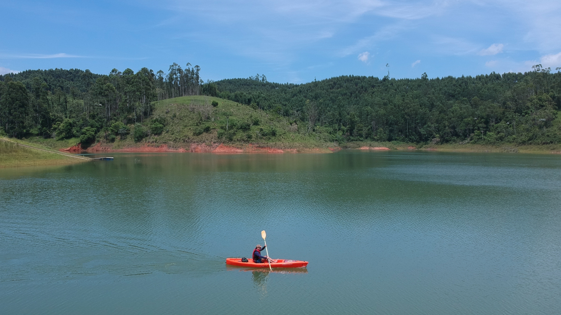 Passeio de caiaque em Santa Branca.